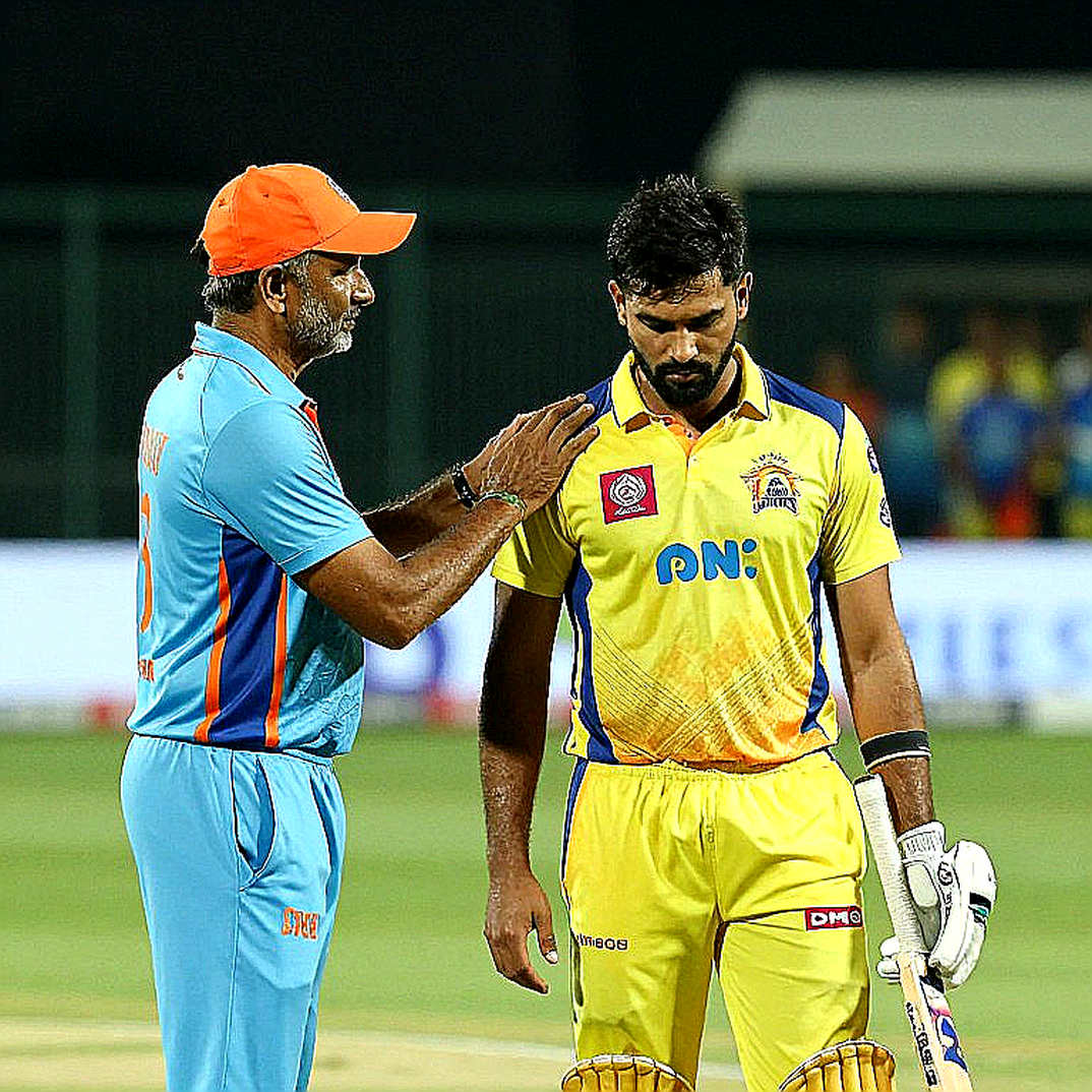 রায়পুরে ভারতের জয়ের আড়ালে যে ফাটলটা ঢেকে গেল: নিকি প্রসাদের ৩৯* আর দীপ্তির ৪৯ প্রশ্ন তুলে দিল শীর্ষসারির বিরুদ্ধে